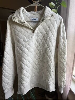 Old Navy Men's Quilted Cream Crewneck Pullover